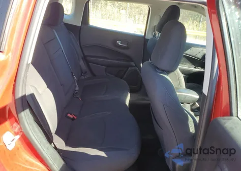 2019 Jeep Compass Sport z USA, uszkodzony, nr VIN 3C4NJCAB2KT685774